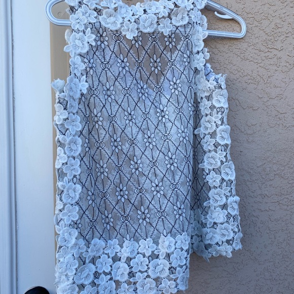 Anthropologie Lace Top - only worn once! - Picture 2 of 3